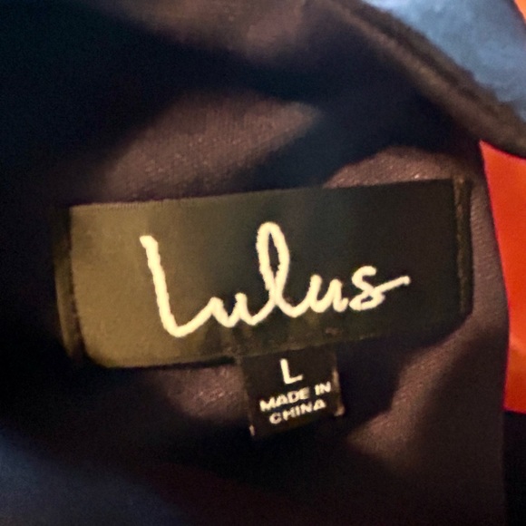 Lulu’s In The Garden romper, size L - Picture 3 of 3